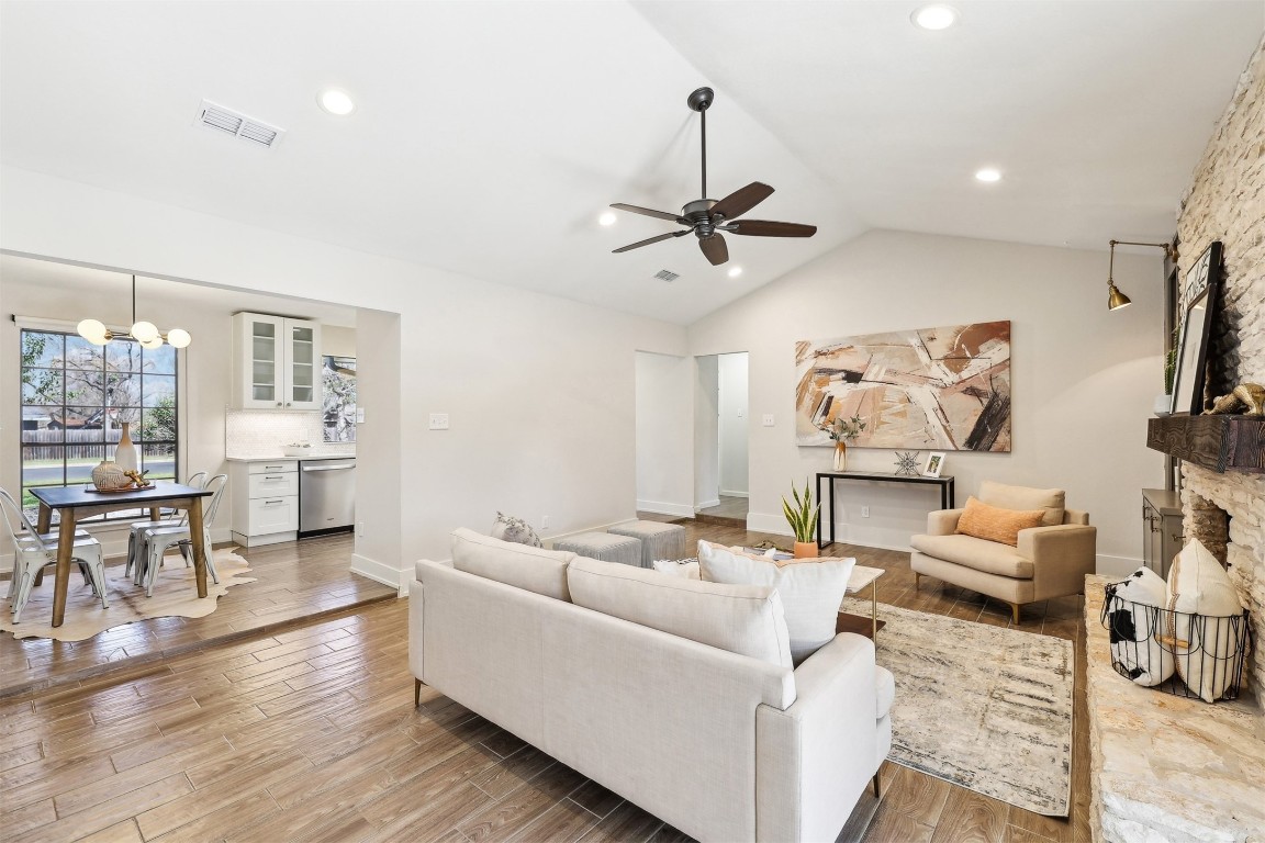 11315 D K Ranch Road , Austin, TX, 78759 | 5309081 | Realty Texas LLC