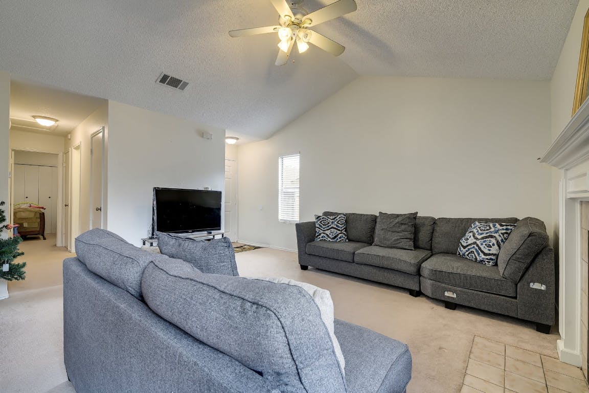 16024 Fitchburg Circle , Pflugerville, TX, 78660 | 9544836 | Realty Texas LLC
