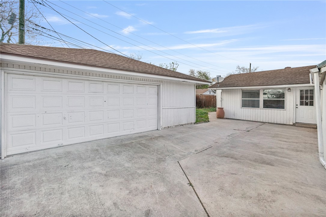 1061 Meadowbrook Drive , Corpus Christi, TX, 78412 | 456188 | Realty Texas LLC