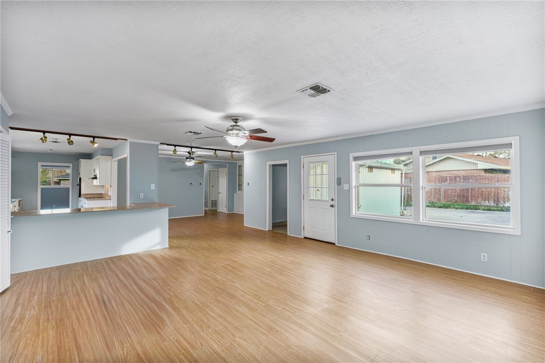 1061 Meadowbrook Drive , Corpus Christi, TX, 78412 | 456188 | Realty Texas LLC