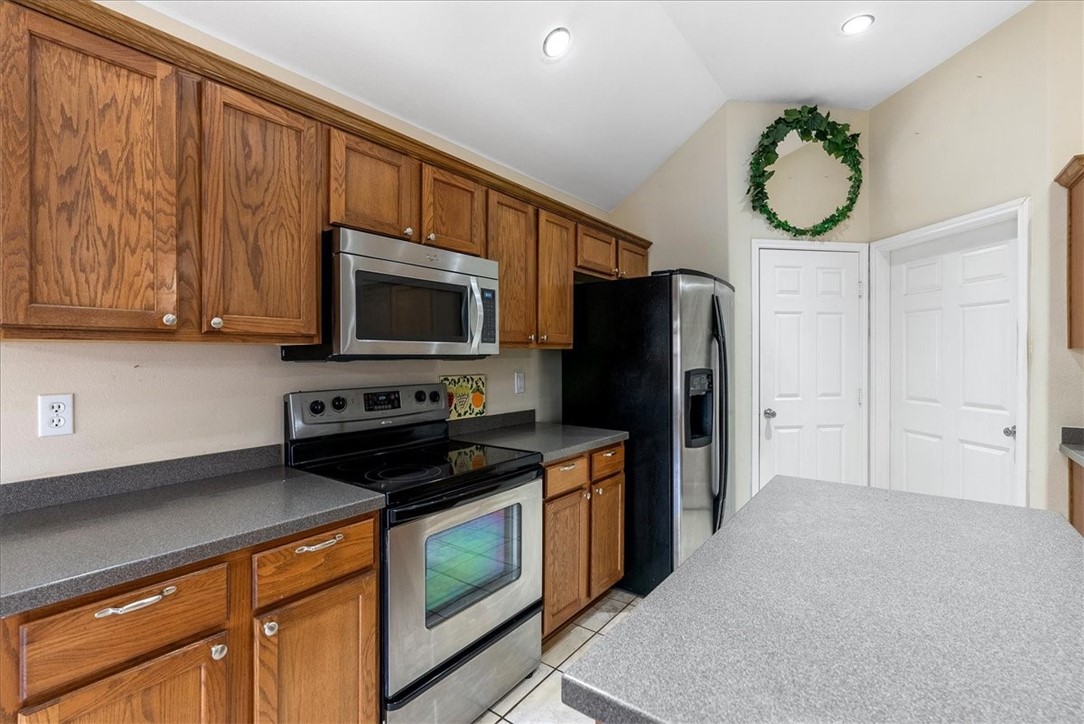 312 San Mateo , Portland, TX, 78374 | 456168 | Realty Texas LLC