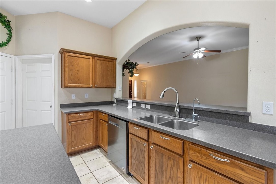 312 San Mateo , Portland, TX, 78374 | 456168 | Realty Texas LLC