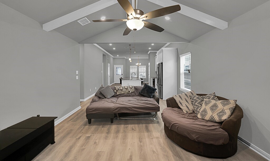 429 Travis Drive , McGregor, TX, 76657 | 228463 | Realty Texas LLC