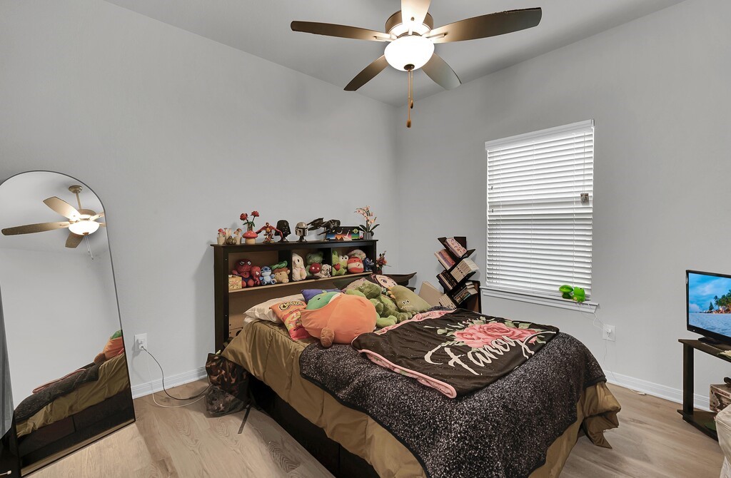 429 Travis Drive , McGregor, TX, 76657 | 228463 | Realty Texas LLC