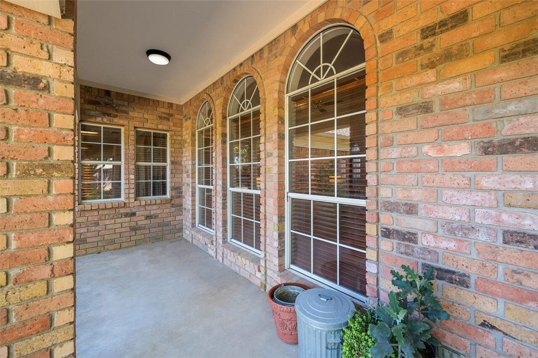 328 Bluebonnet Circle , McGregor, TX, 76657 | 225885 | Realty Texas LLC