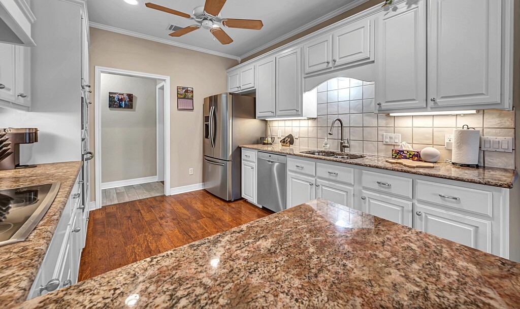 912 Oakmont Drive , Hewitt, TX, 76643 | 224394 | Realty Texas LLC