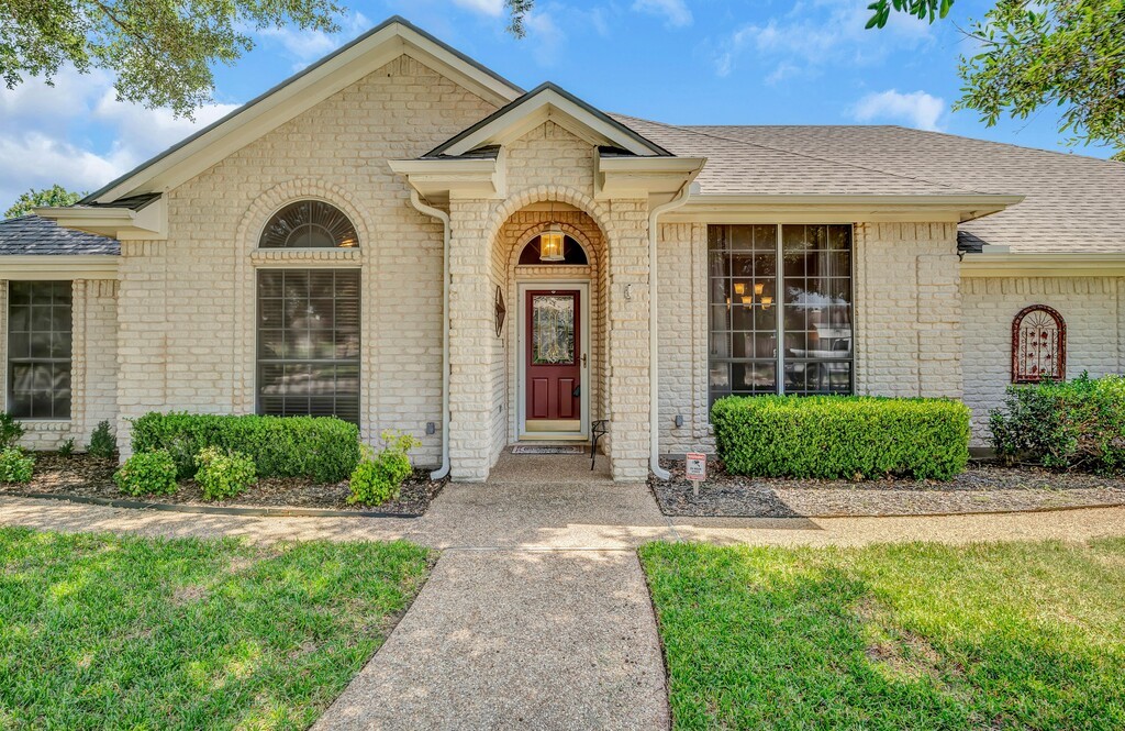 912 Oakmont Drive , Hewitt, TX, 76643 | 224394 | Realty Texas LLC