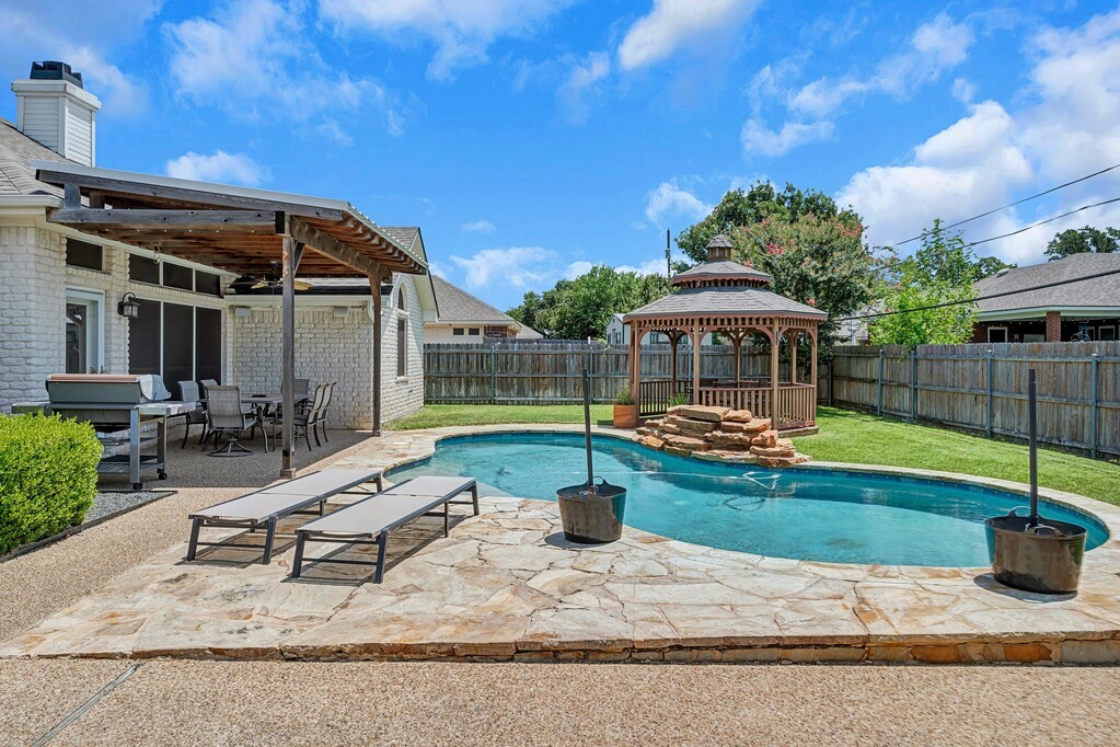 912 Oakmont Drive , Hewitt, TX, 76643 | 224394 | Realty Texas LLC