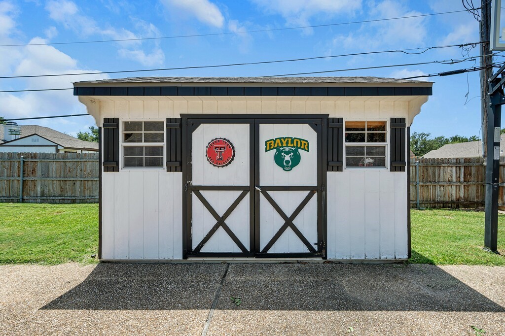 912 Oakmont Drive , Hewitt, TX, 76643 | 224394 | Realty Texas LLC