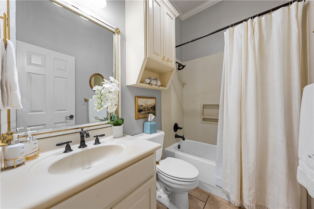 100 Painted Horse Trail , Woodway, TX, 76712 | 226885 | Realty Texas LLC