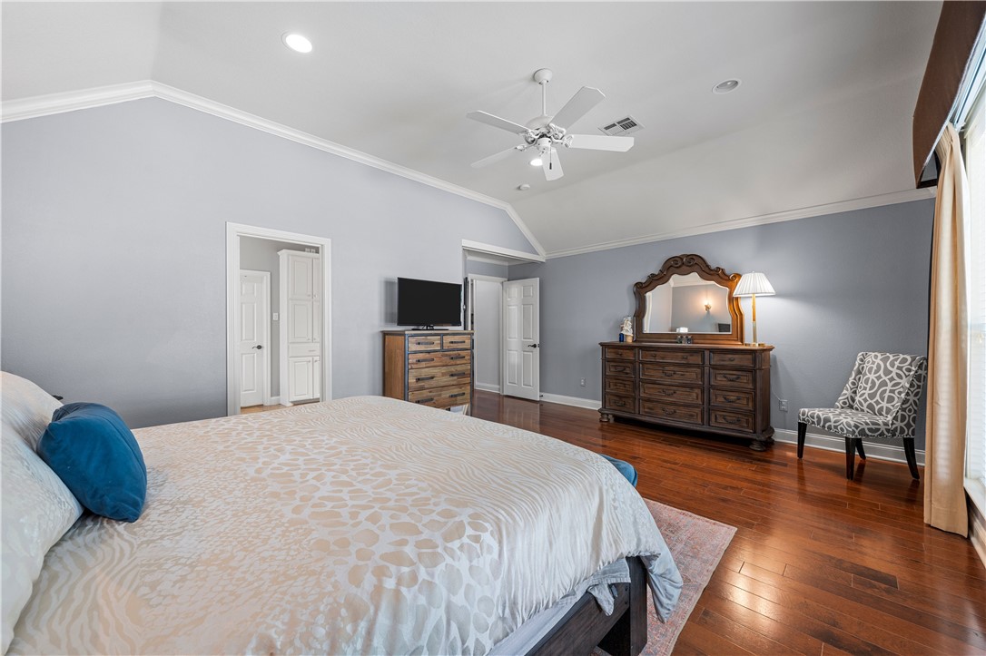 100 Painted Horse Trail , Woodway, TX, 76712 | 226885 | Realty Texas LLC