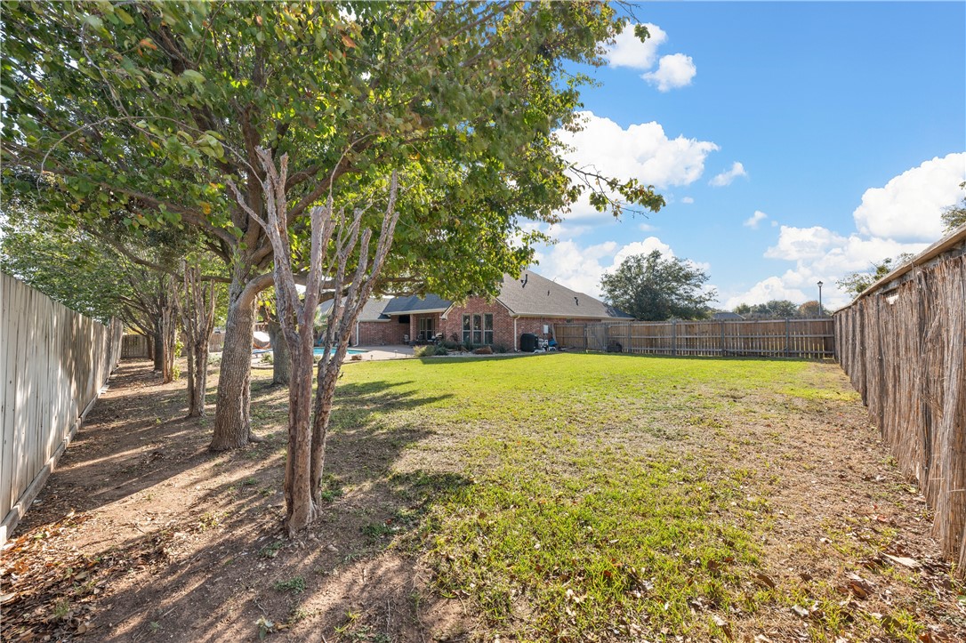 100 Painted Horse Trail , Woodway, TX, 76712 | 226885 | Realty Texas LLC