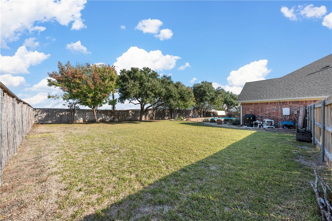 100 Painted Horse Trail , Woodway, TX, 76712 | 226885 | Realty Texas LLC