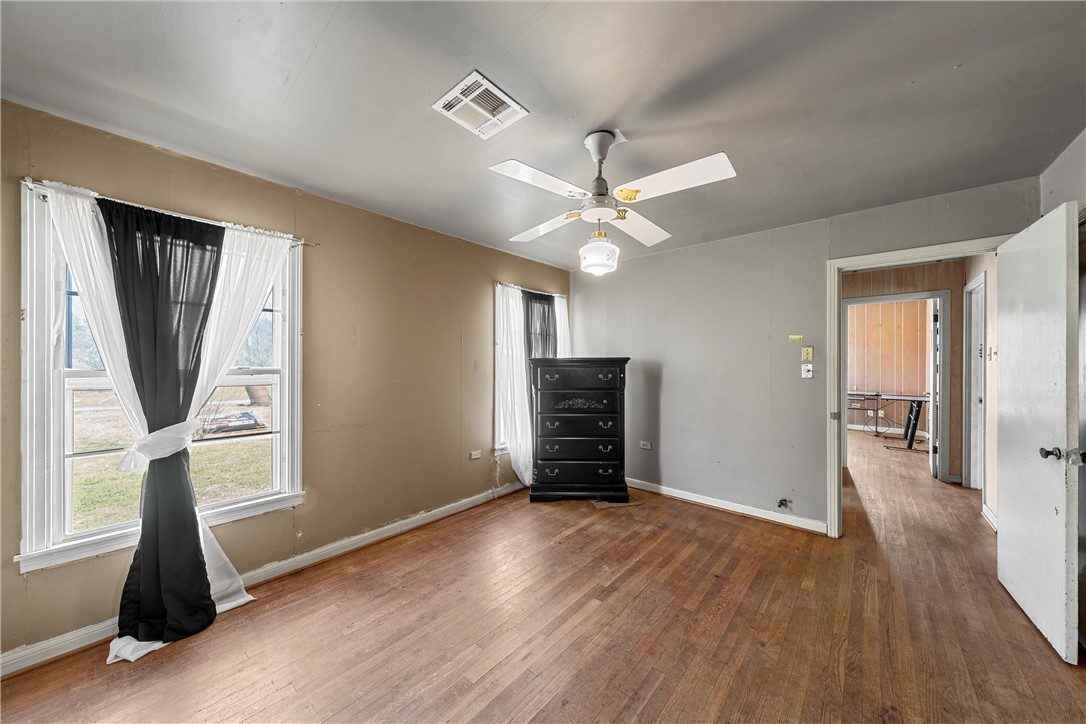 1630 Egan Lane , Waco, TX, 76705 | 228556 | Realty Texas LLC