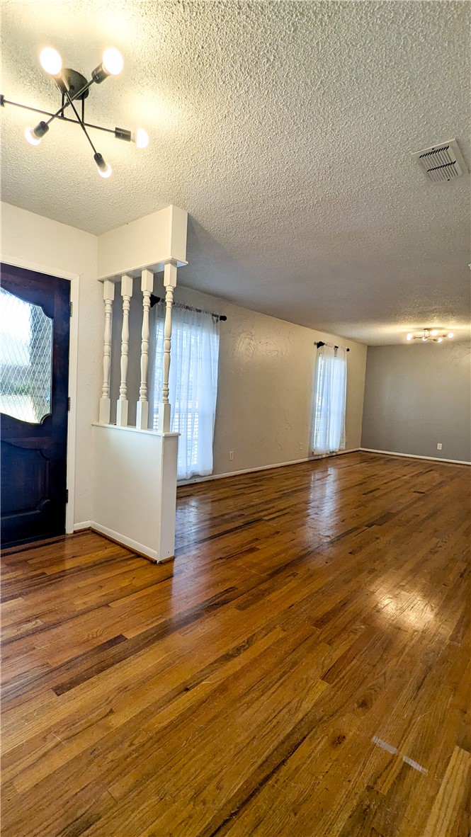 1122 W 6th Street , McGregor, TX, 76657 | 228610 | Realty Texas LLC