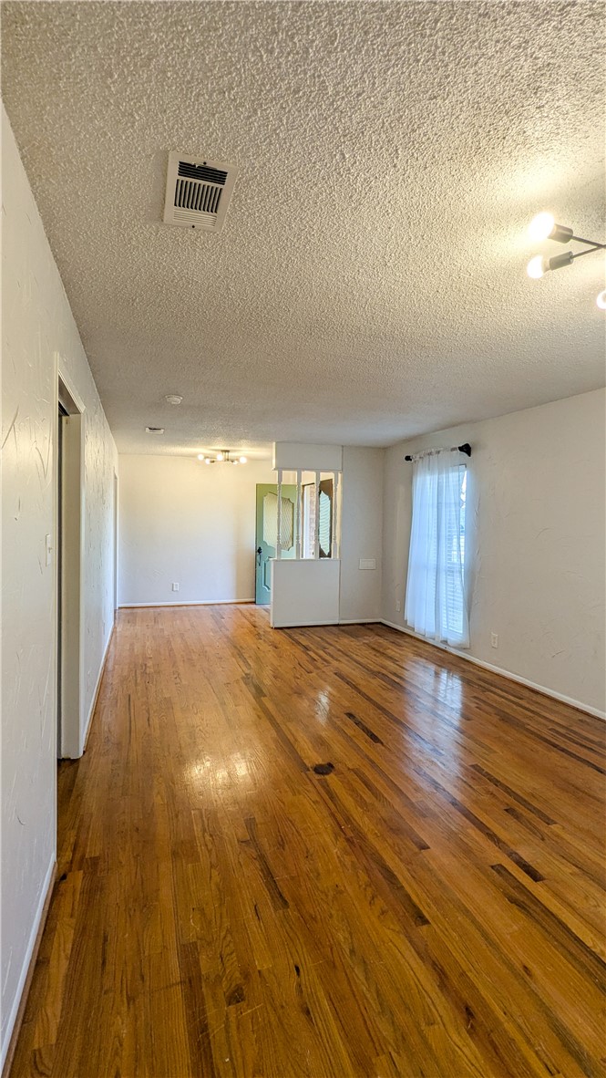1122 W 6th Street , McGregor, TX, 76657 | 228610 | Realty Texas LLC
