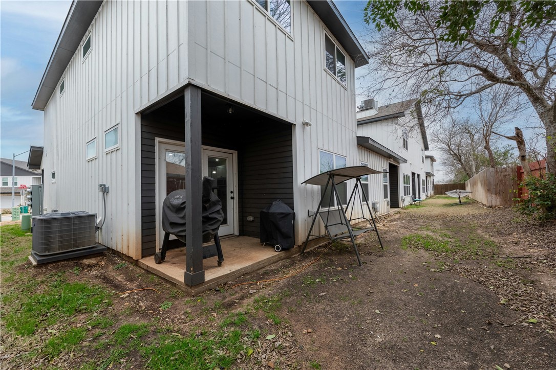 1952 Royal Loop, Belton, TX, 76513 | 228872 | Realty Texas LLC