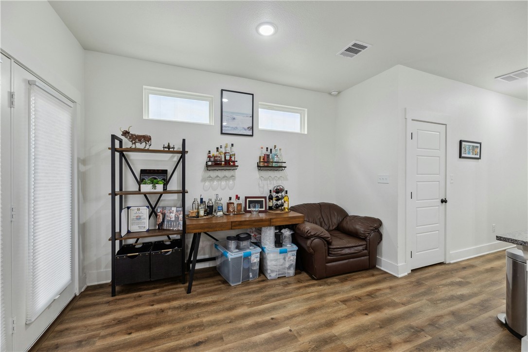 1952 Royal Loop, Belton, TX, 76513 | 228872 | Realty Texas LLC