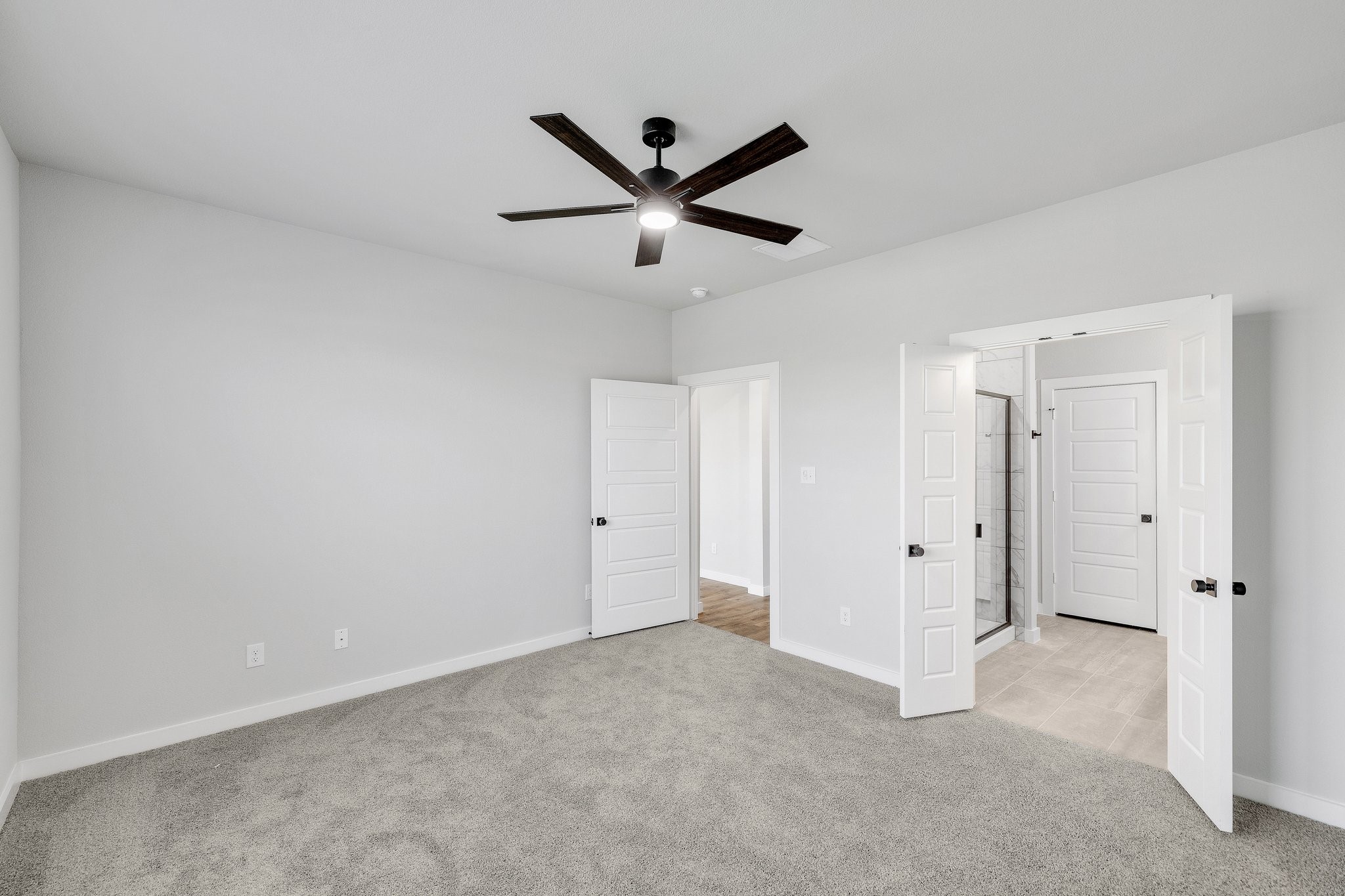 7050-7052 Guilford Court , Midlothian, TX, 76065 | 20876144 | Realty Texas LLC
