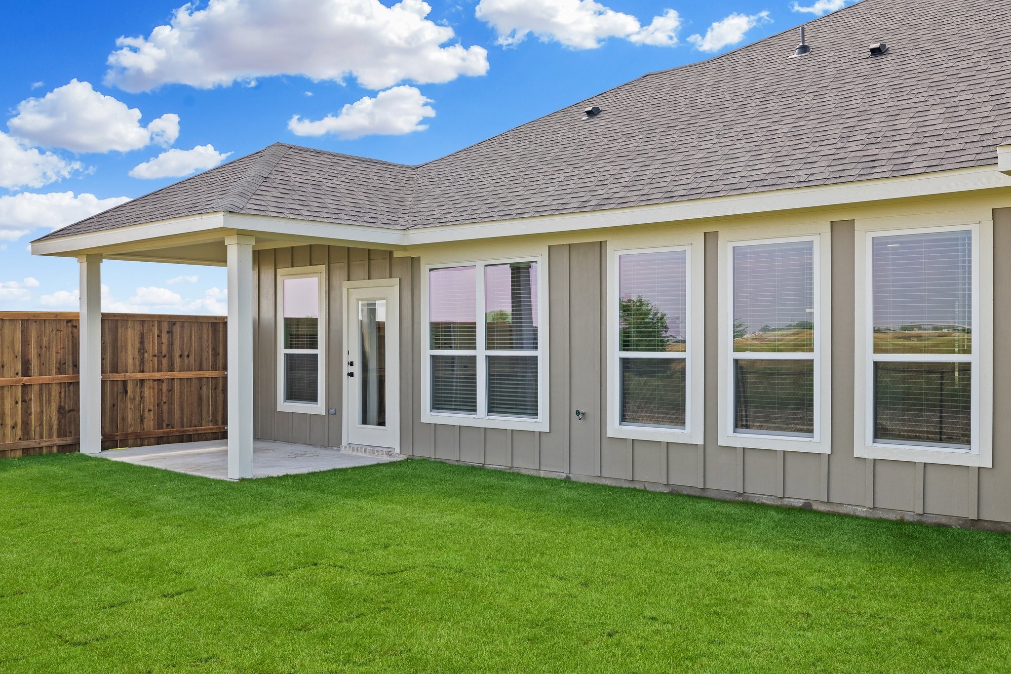 7050-7052 Guilford Court , Midlothian, TX, 76065 | 20876144 | Realty Texas LLC