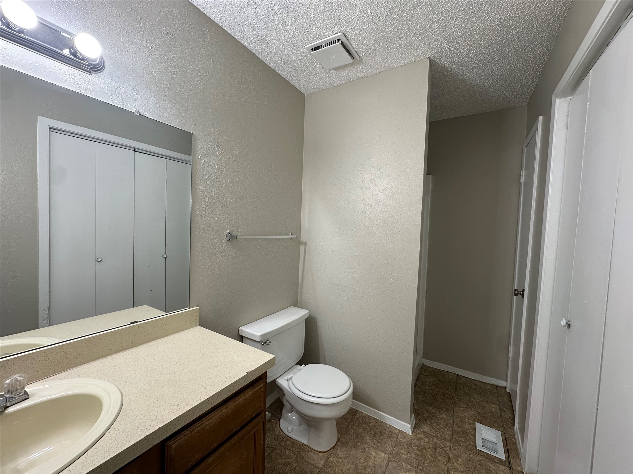 9696 Walnut Street 1107 , Dallas, TX, 75243 | 20876338 | Realty Texas LLC
