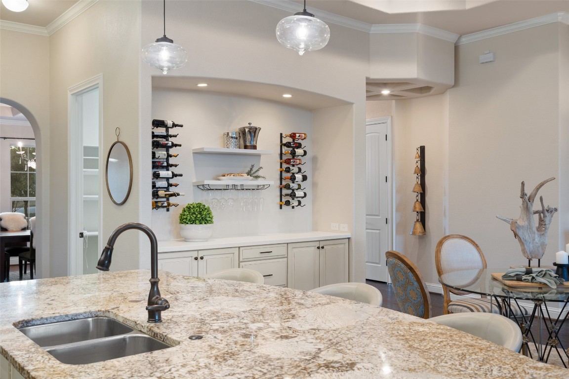 9525 Stratus Drive , Dripping Springs, TX, 78620 | 8949795 | Realty Texas LLC
