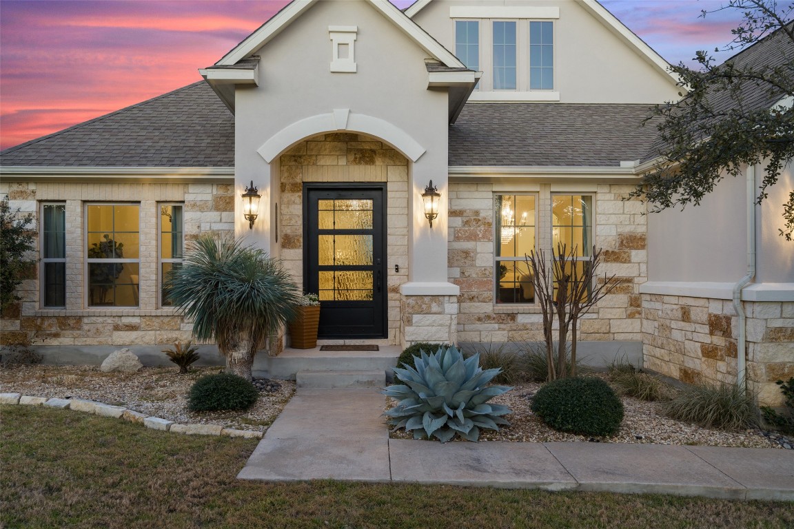 9525 Stratus Drive , Dripping Springs, TX, 78620 | 8949795 | Realty Texas LLC