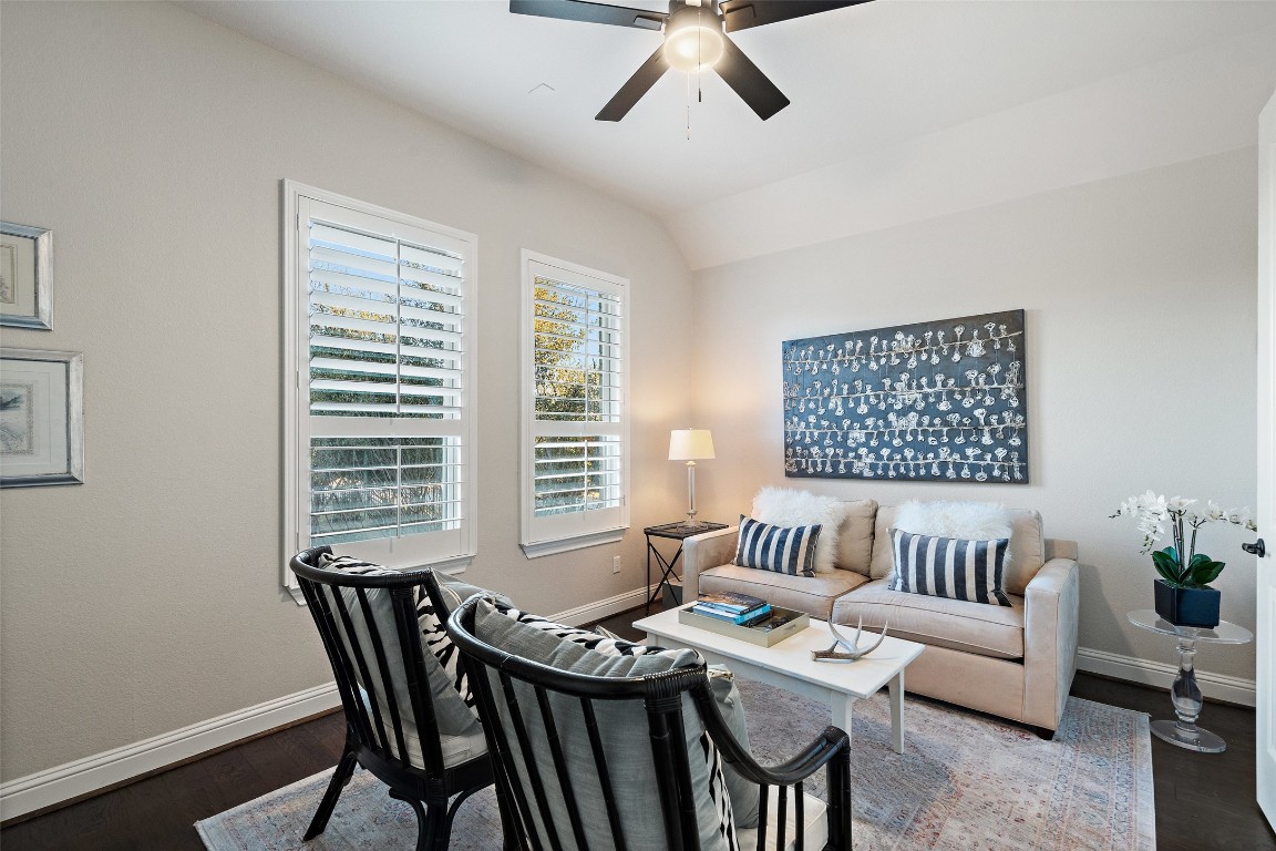 9525 Stratus Drive , Dripping Springs, TX, 78620 | 8949795 | Realty Texas LLC