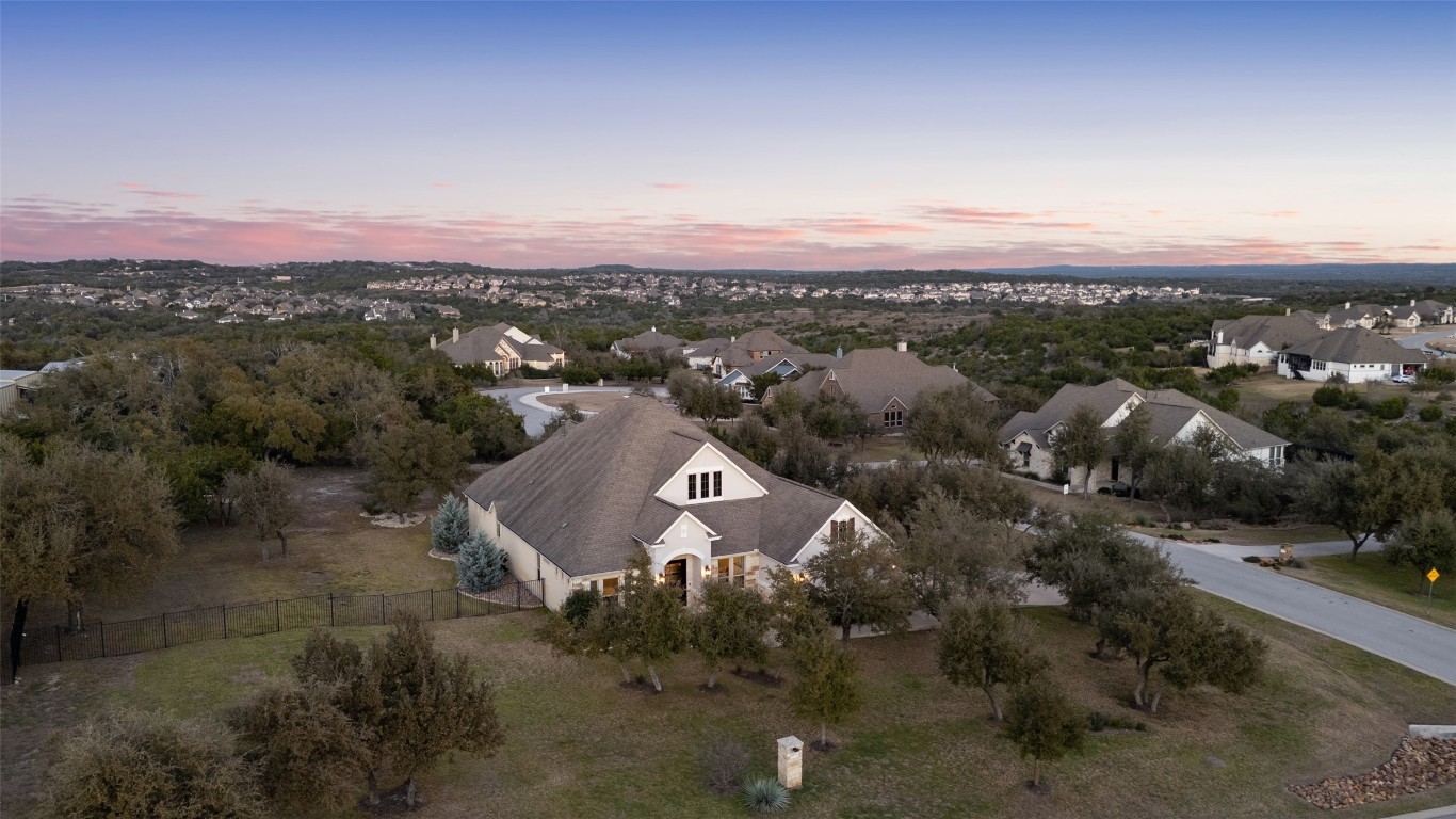 9525 Stratus Drive , Dripping Springs, TX, 78620 | 8949795 | Realty Texas LLC