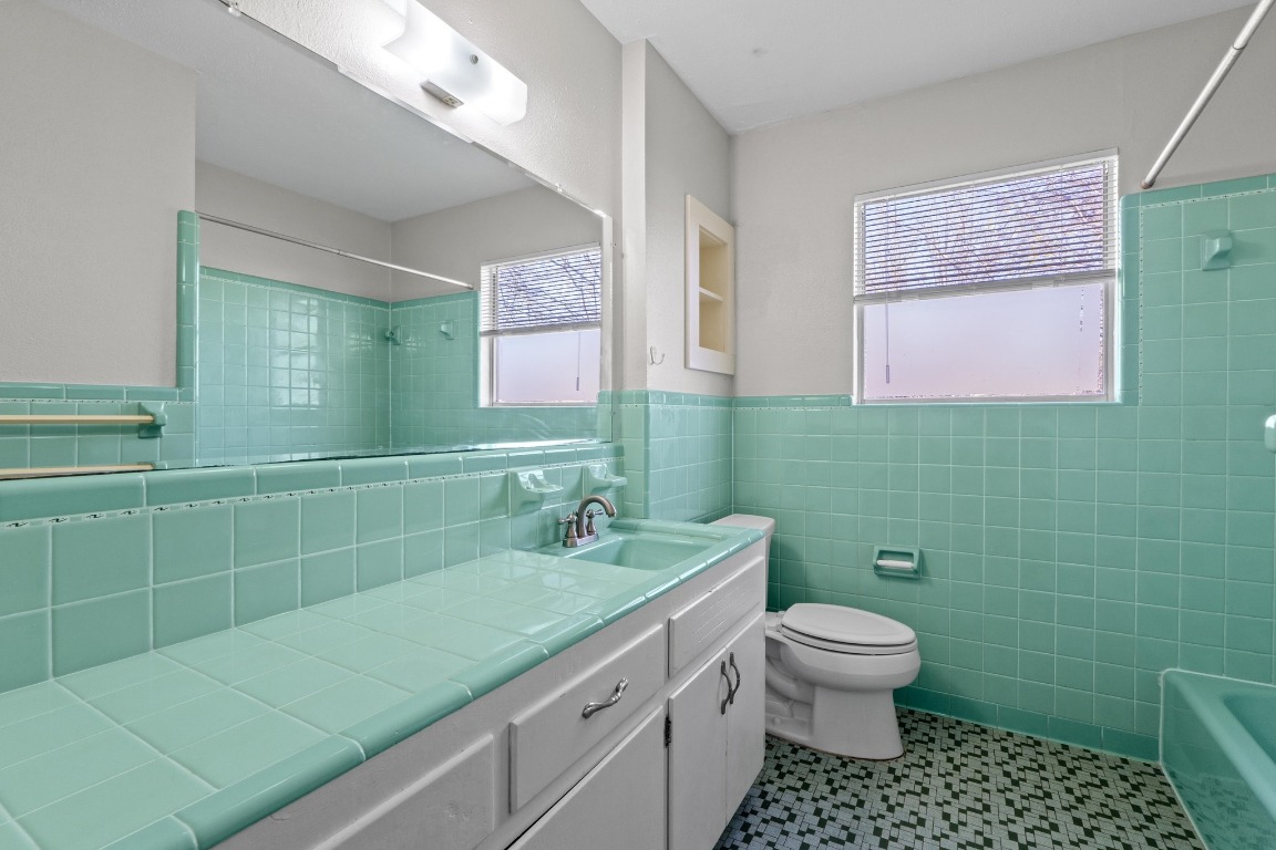2504 Givens Avenue , Austin, TX, 78722 | 6295971 | Realty Texas LLC