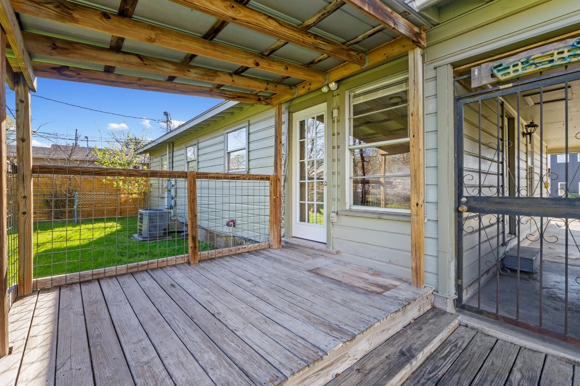 2504 Givens Avenue , Austin, TX, 78722 | 6295971 | Realty Texas LLC