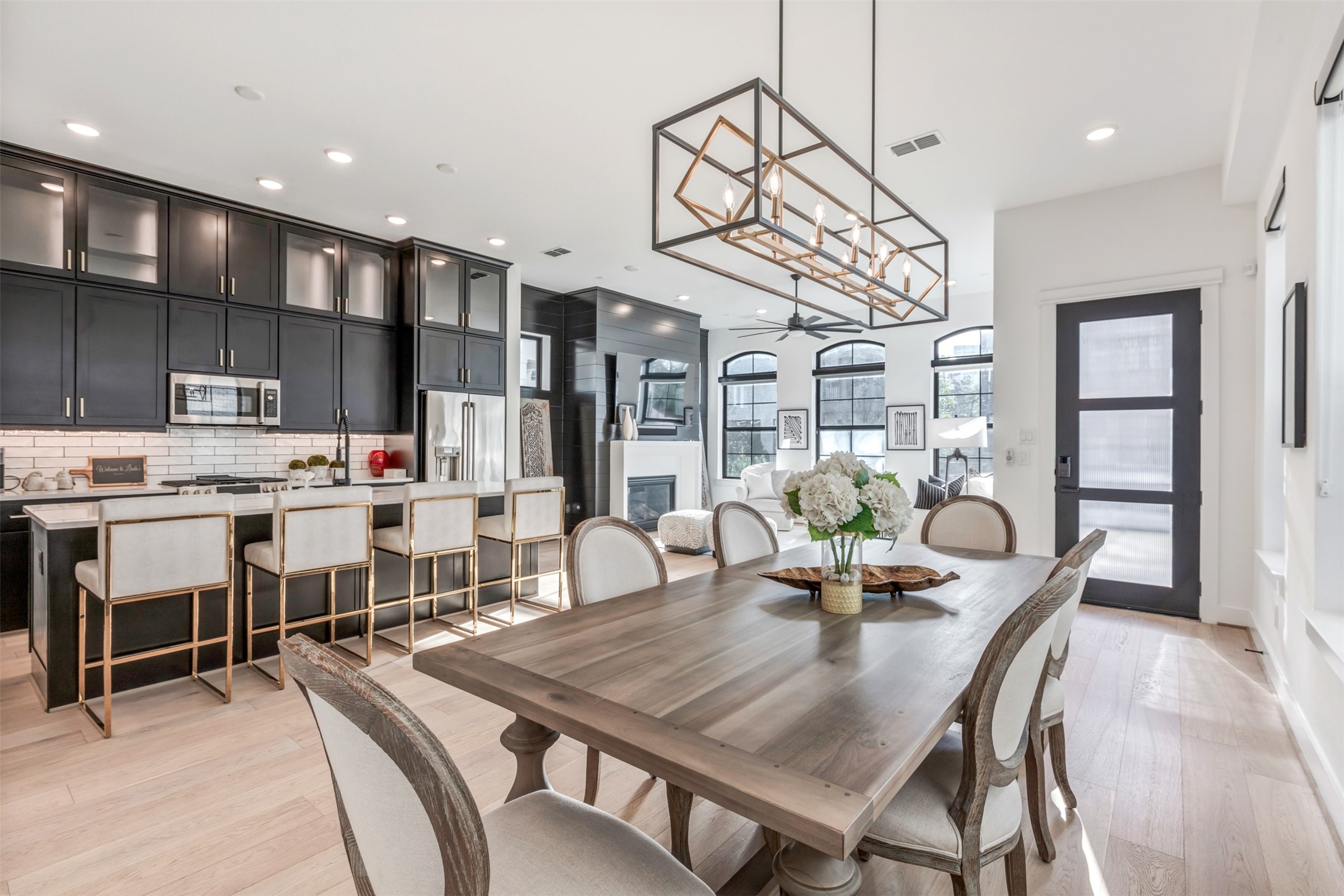 27 Amerson Bay Way , The Woodlands, TX, 77380 | 64774796 | Realty Texas LLC