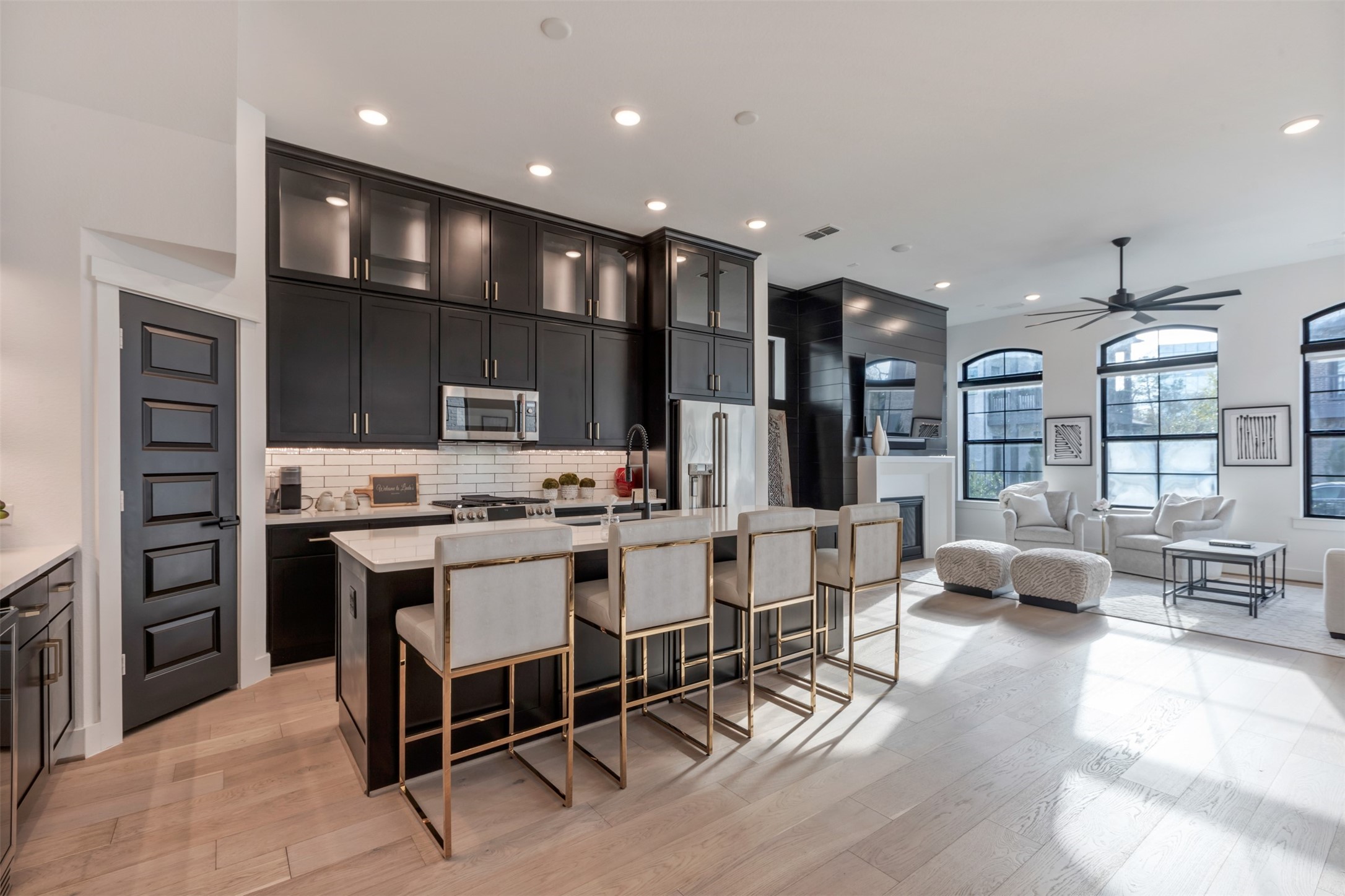 27 Amerson Bay Way , The Woodlands, TX, 77380 | 64774796 | Realty Texas LLC