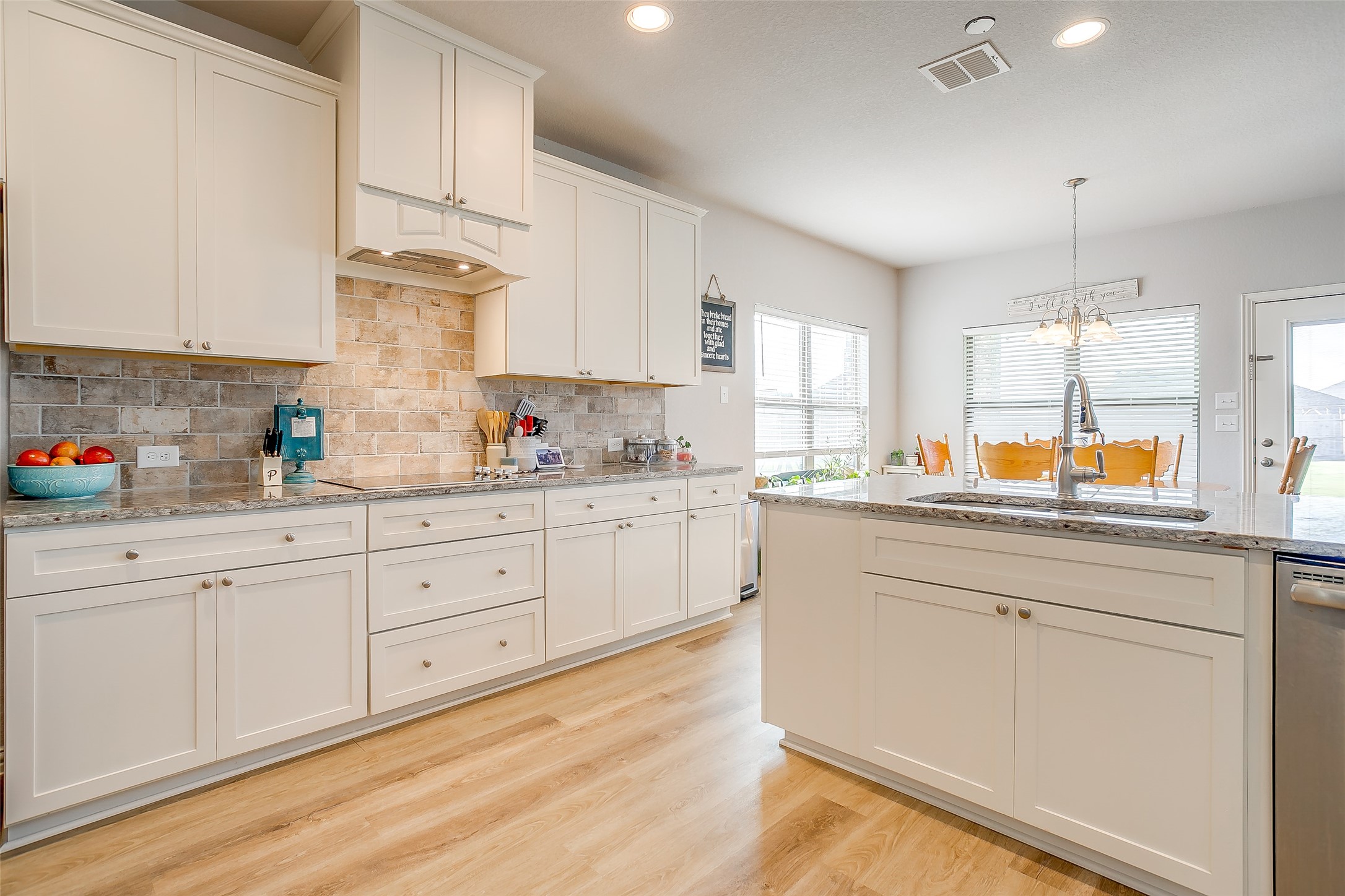 3129 Bent Trail Court , Burleson, TX, 76028 | 20876656 | Realty Texas LLC