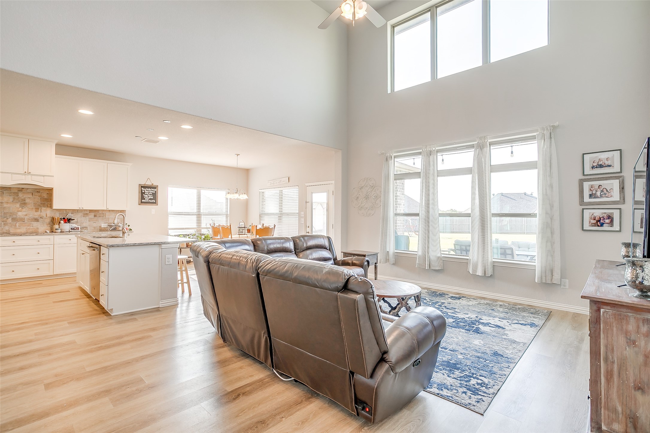 3129 Bent Trail Court , Burleson, TX, 76028 | 20876656 | Realty Texas LLC