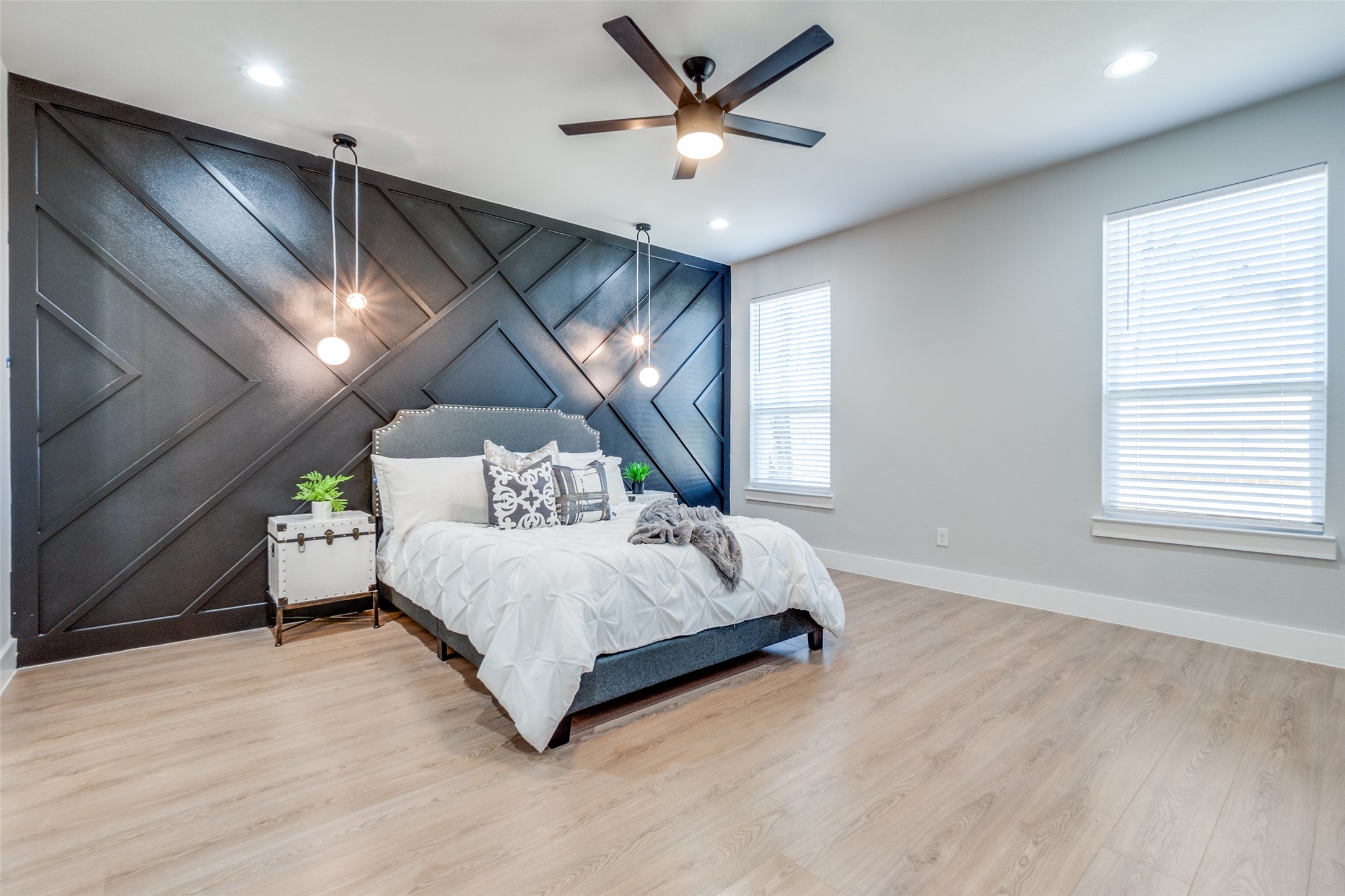 2419 Lawrence Street , Dallas, TX, 75215 | 20876610 | Realty Texas LLC