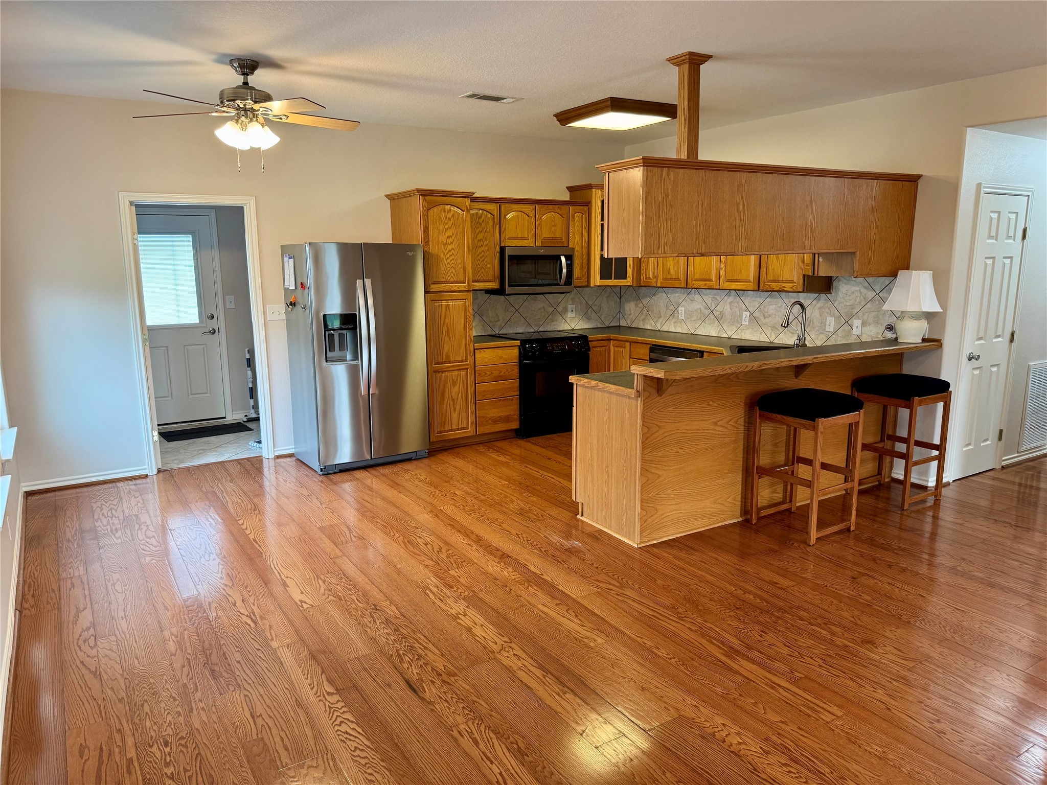 702 Hollyhock Street , Richwood, TX, 77531 | 31245228 | Realty Texas LLC