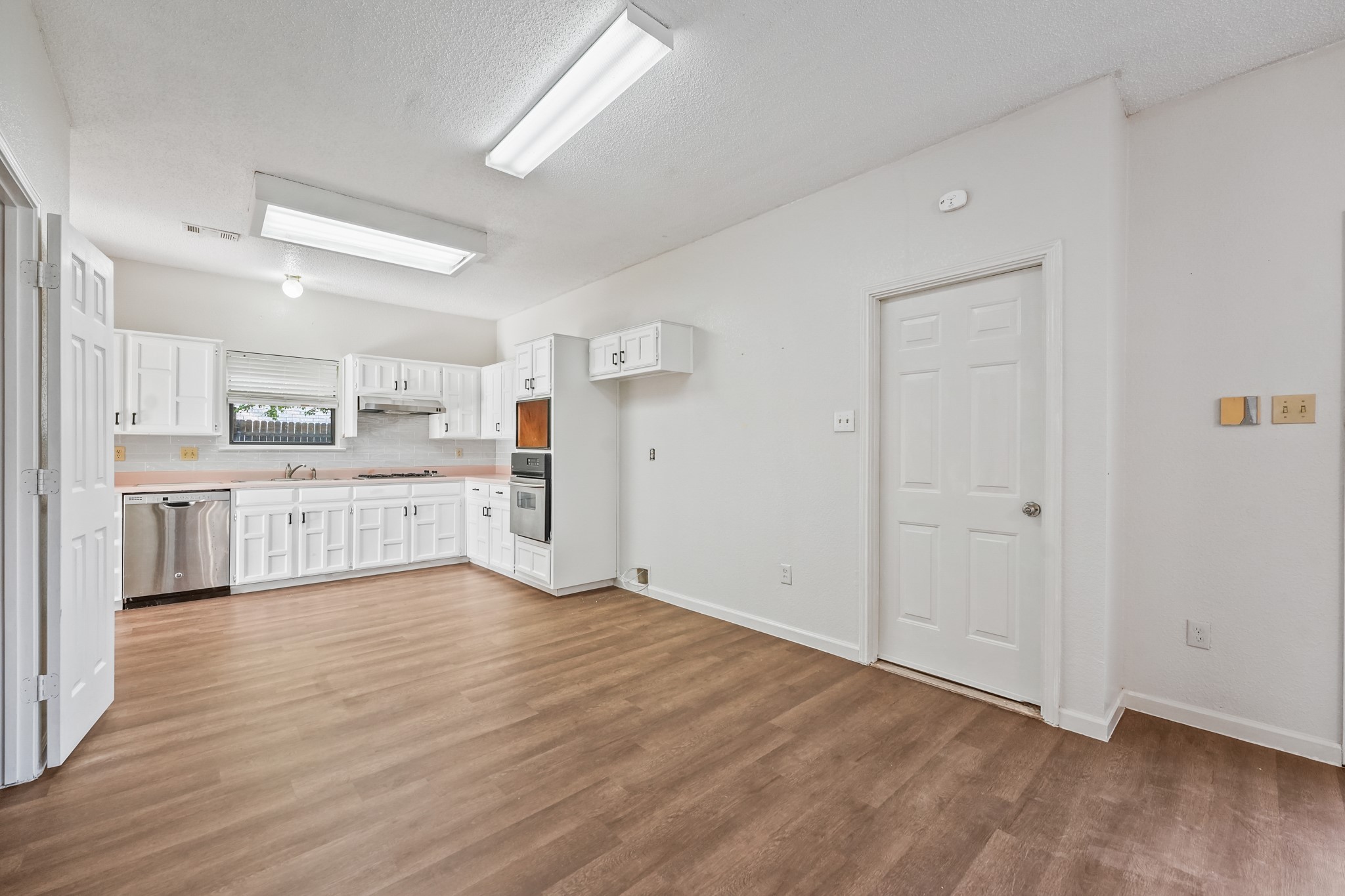 2102 Dana , Rowlett, TX, 75088 | 20878152 | Realty Texas LLC