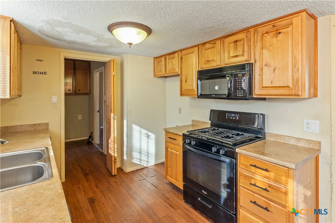 1141 Royal Crest Drive , Killeen, TX, 76549 | 572689 | Realty Texas LLC