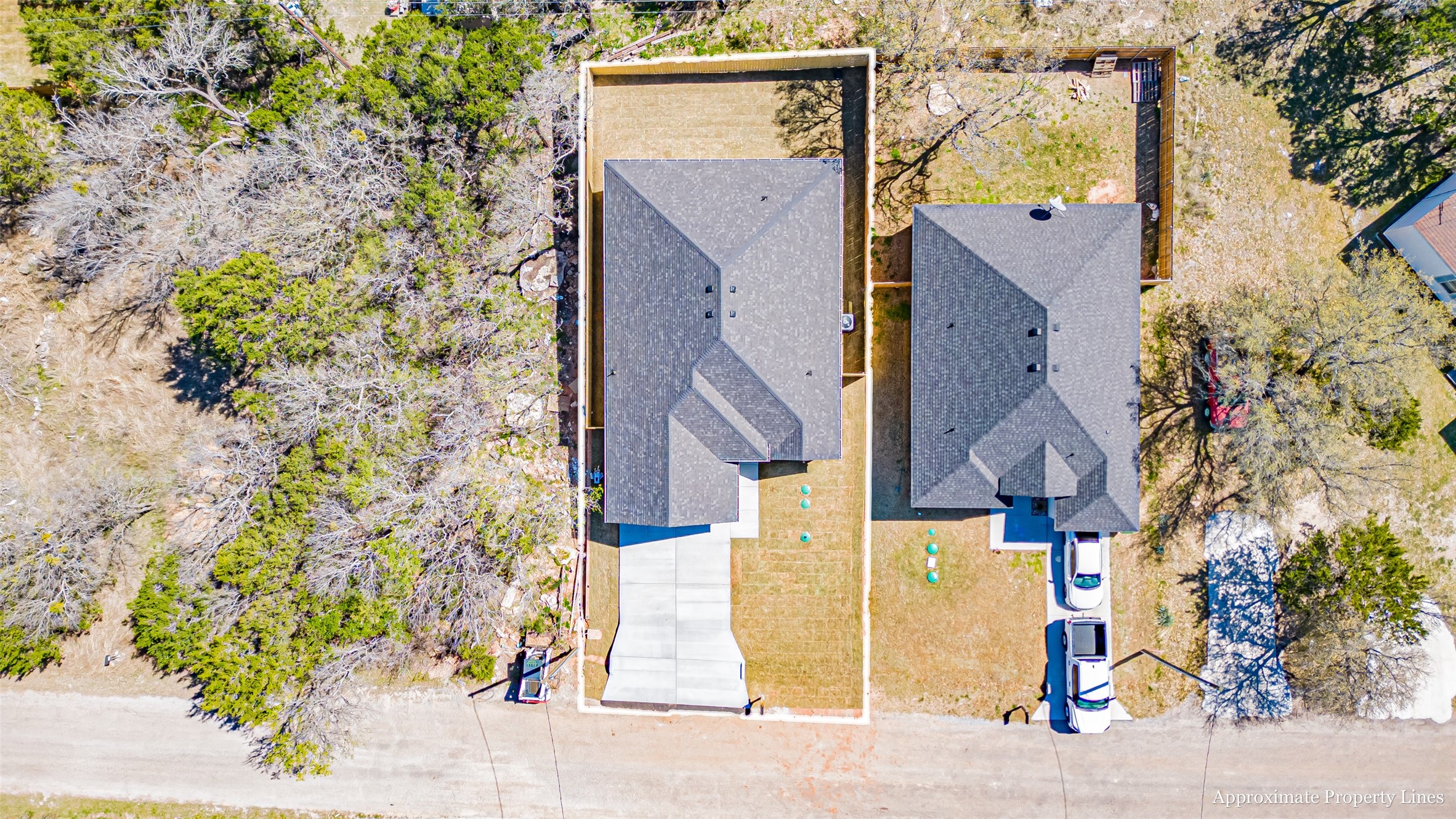 911 Devils River Drive , Granbury, TX, 76048 | 20877400 | Realty Texas LLC