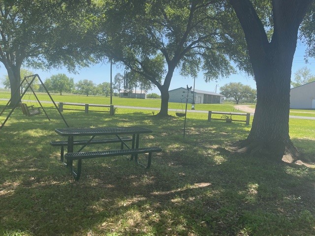 1213 County Road 406 , El Campo, TX, 77437 | 93414596 | Realty Texas LLC