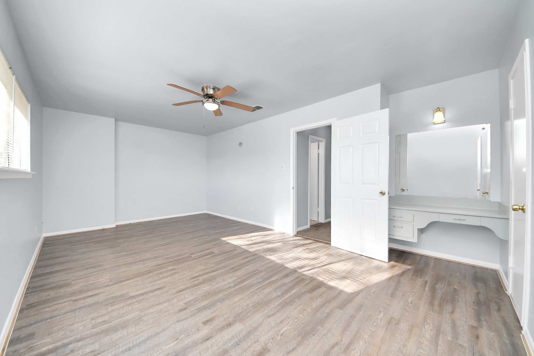 7123 S Gessner Road B , Houston, TX, 77036 | 77138410 | Realty Texas LLC