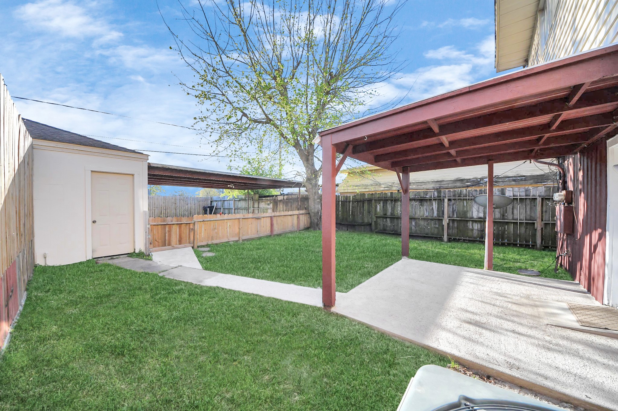 7123 S Gessner Road B , Houston, TX, 77036 | 77138410 | Realty Texas LLC