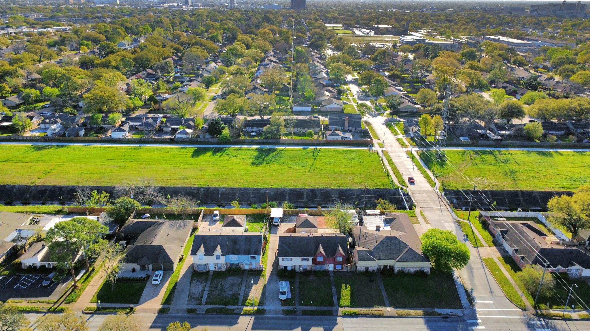 7123 S Gessner Road B , Houston, TX, 77036 | 77138410 | Realty Texas LLC