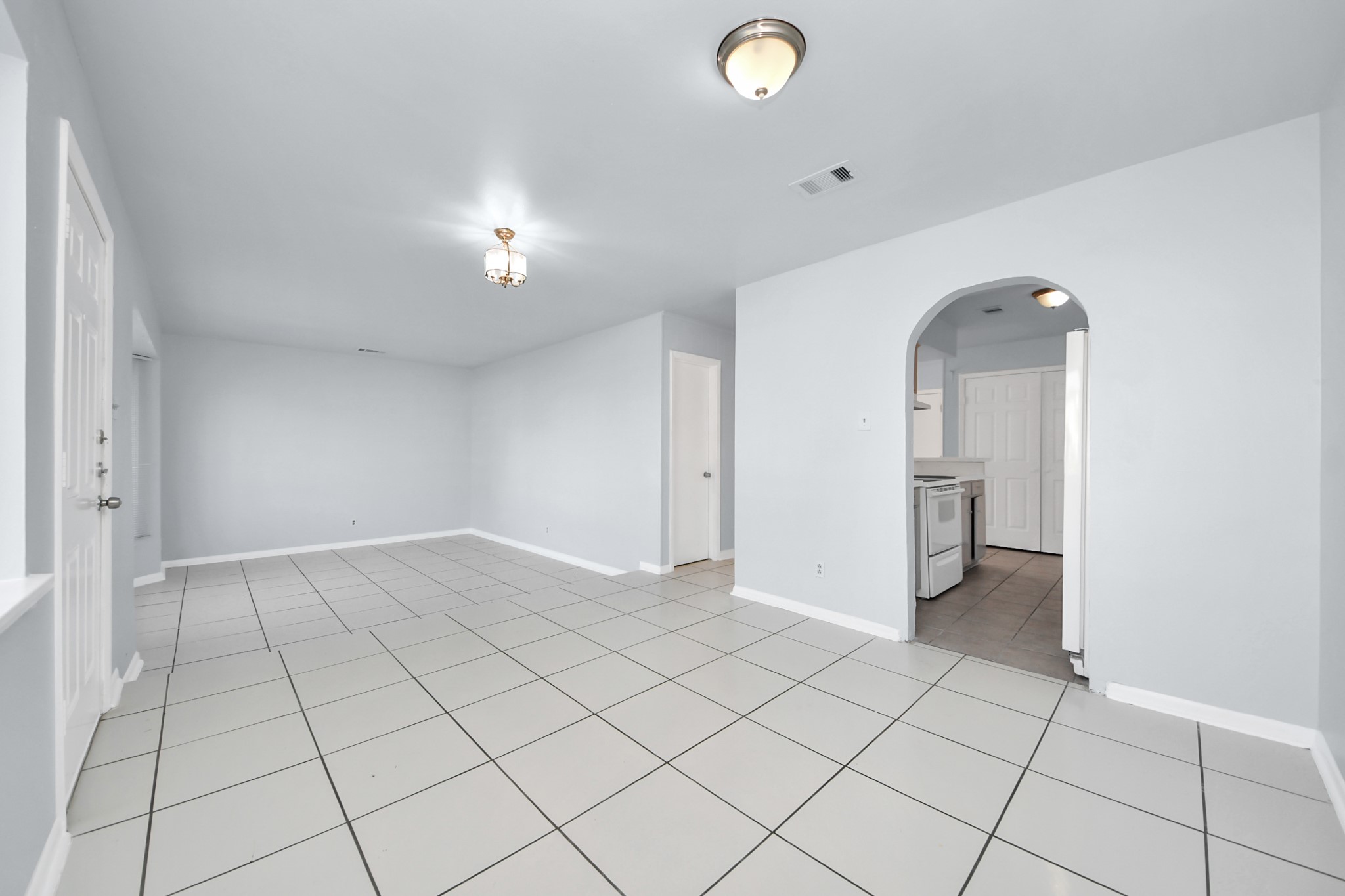 7123 S Gessner Road B , Houston, TX, 77036 | 77138410 | Realty Texas LLC