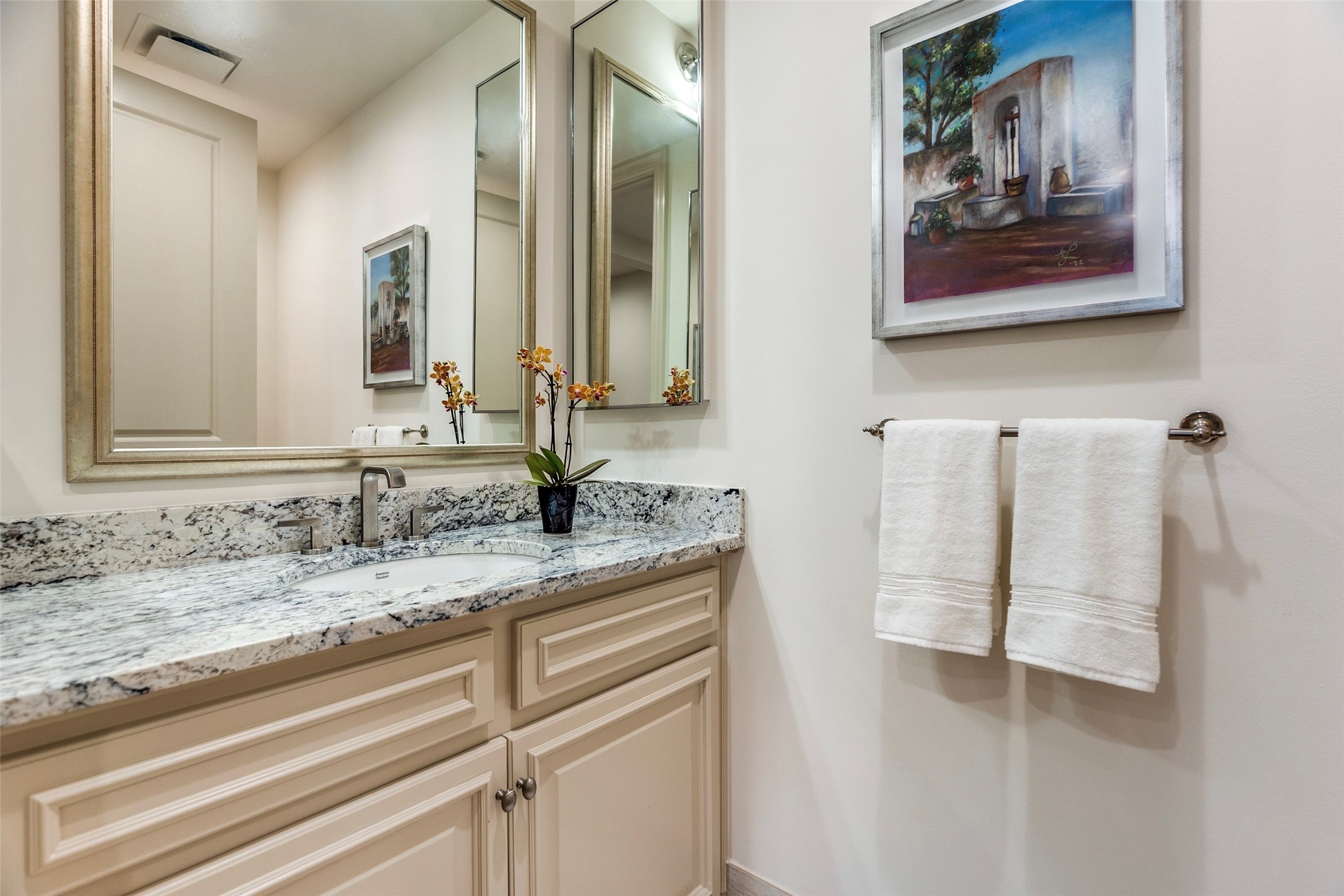 3505 Turtle Creek Boulevard 2F , Dallas, TX, 75219 | 20876827 | Realty Texas LLC
