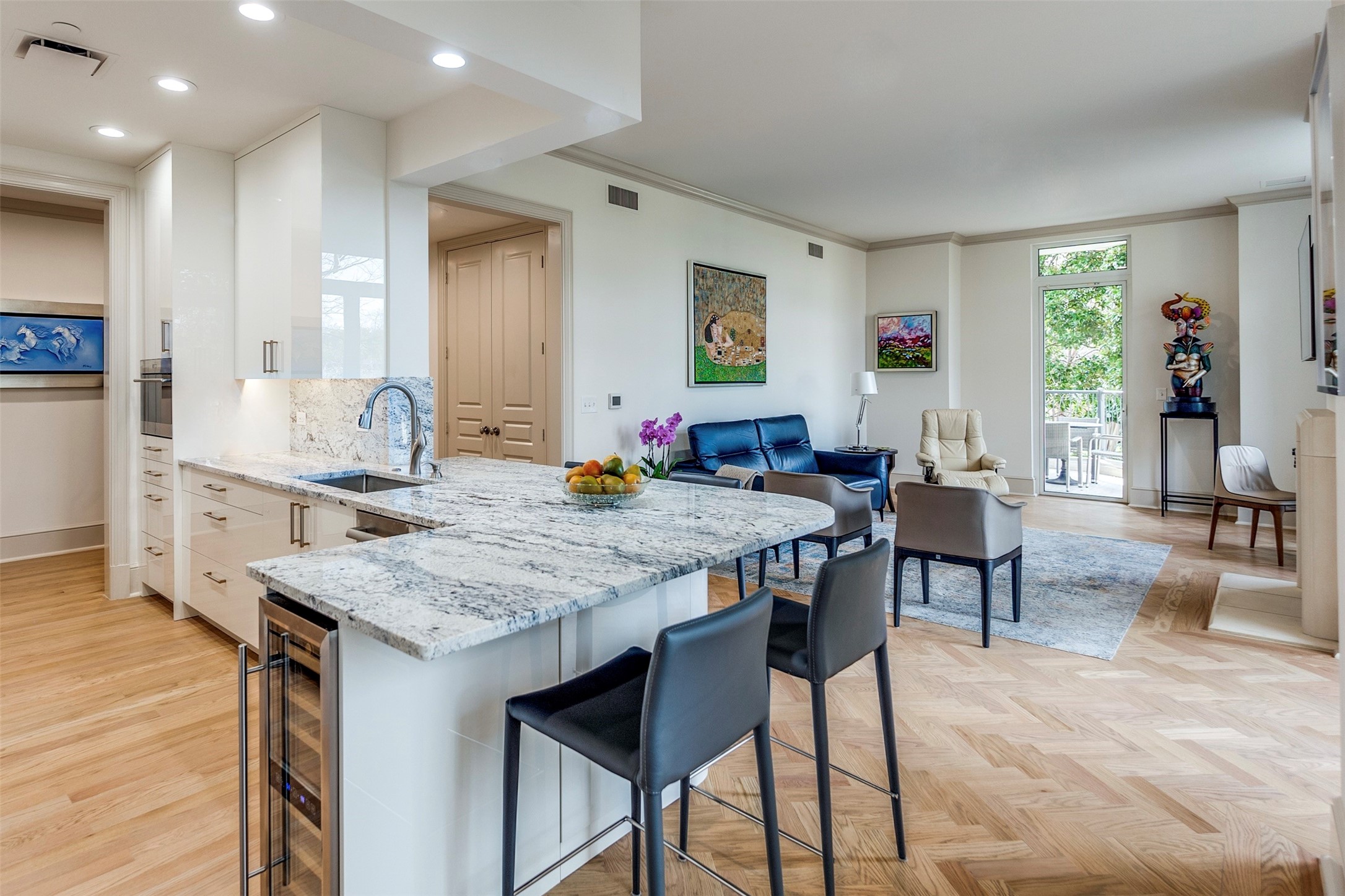 3505 Turtle Creek Boulevard 2F , Dallas, TX, 75219 | 20876827 | Realty Texas LLC