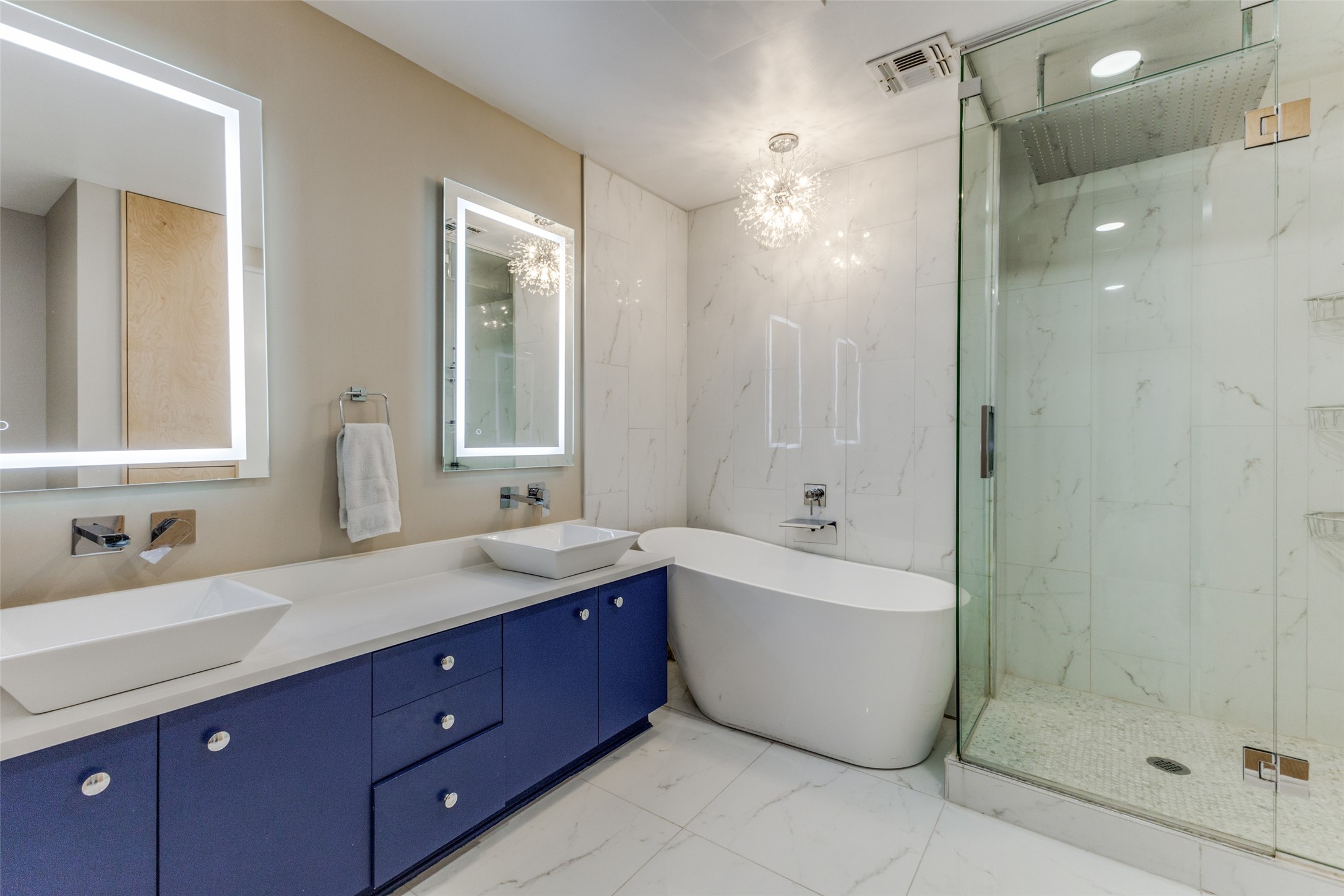 1505 Elm Street 1101 , Dallas, TX, 75201 | 20866695 | Realty Texas LLC