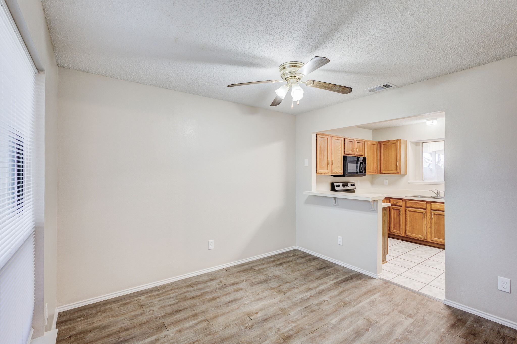 1040 Old Barn Lane , Mesquite, TX, 75149 | 20878638 | Realty Texas LLC