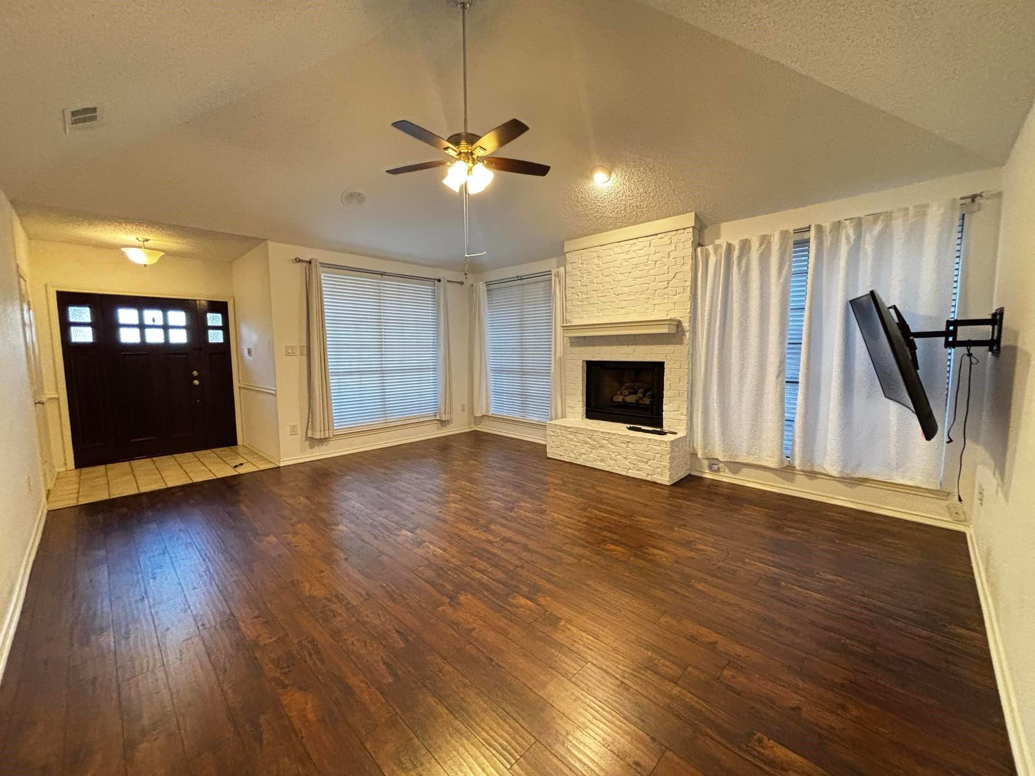 1205 Olde Towne Drive , Irving, TX, 75061 | 20879075 | Realty Texas LLC